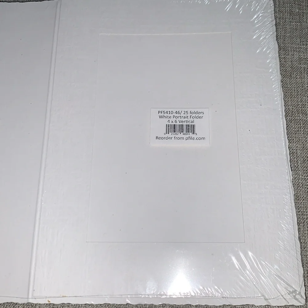 Portrait Folders (25 in a pack) 4 x 6 vertical
